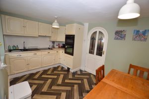 Kitchen- click for photo gallery